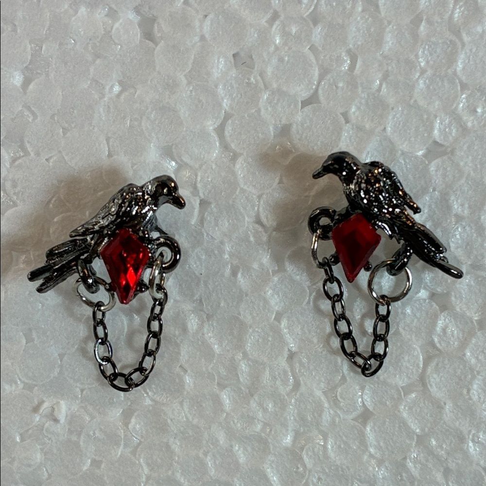 NEW Gothic black raven crow stud earrings red crystal chain Love & Deep Space